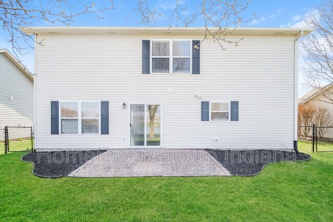 Building Photo - 5546 Bracken Dr