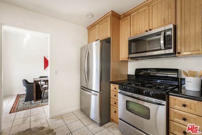 Building Photo - 1147 Westmoreland Ave