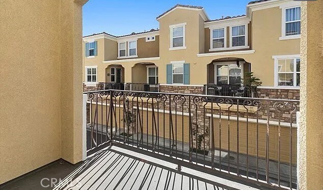 Building Photo - 308 Terra Bella