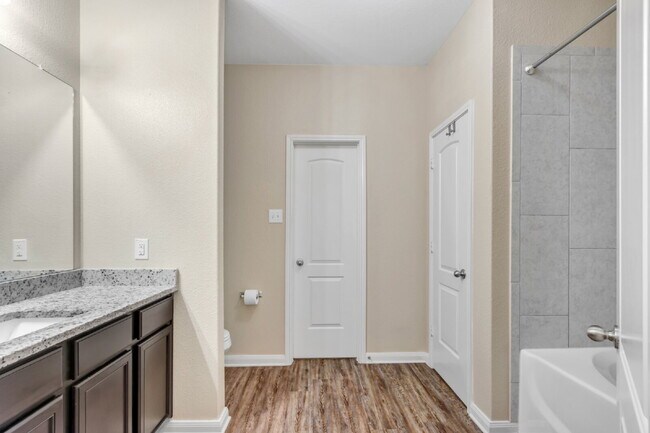 Building Photo - Single family Home in Princeton