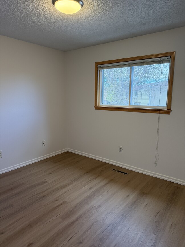 Building Photo - 2613 Cherly St