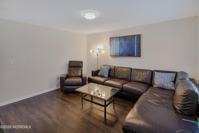 Building Photo - 26 Toms River Rd