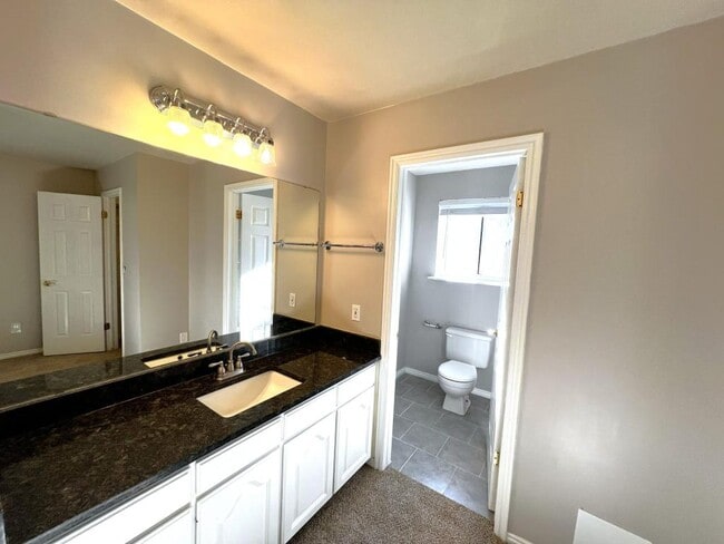 Building Photo - 676 E 3300 N