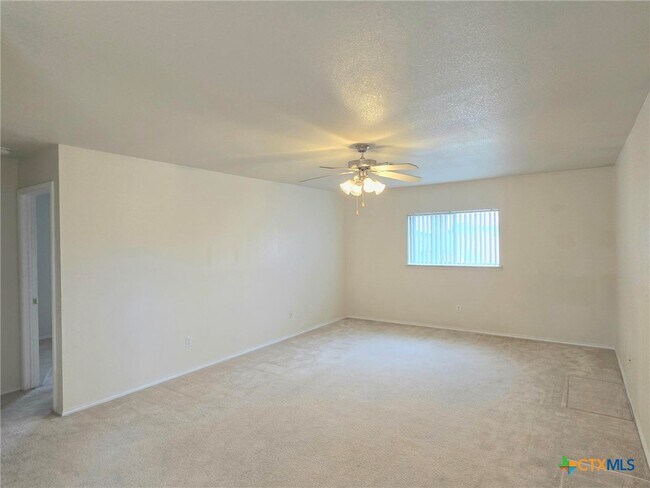 Building Photo - 514 Prospector Trl