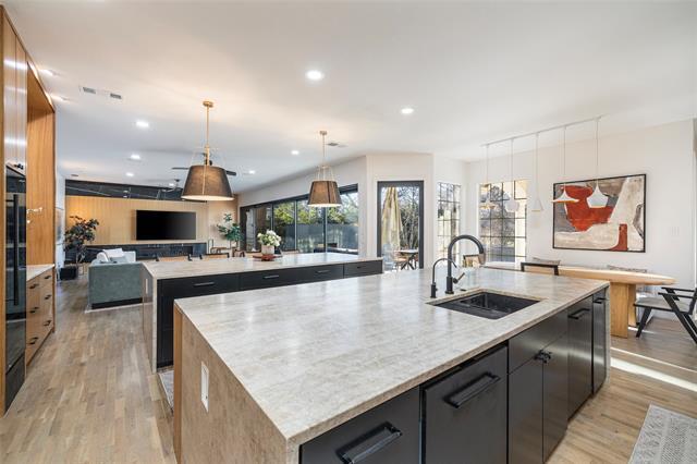 Building Photo - 3613 Twin Lakes Way