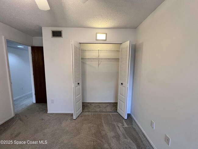 Building Photo - 7240 US-1