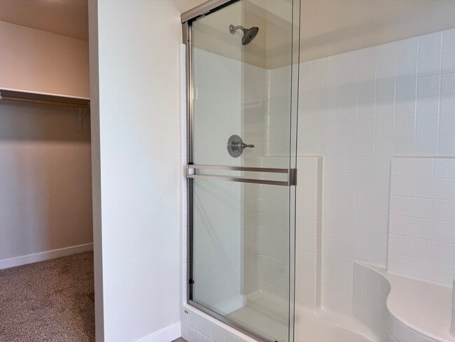 Building Photo - 7565 E Edison St