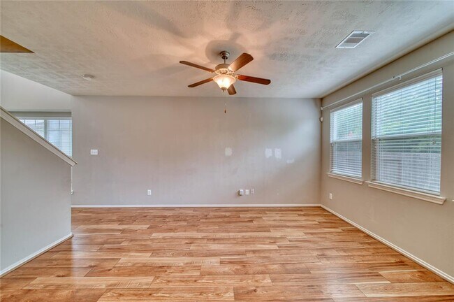 Building Photo - 43 Whitekirk Pl