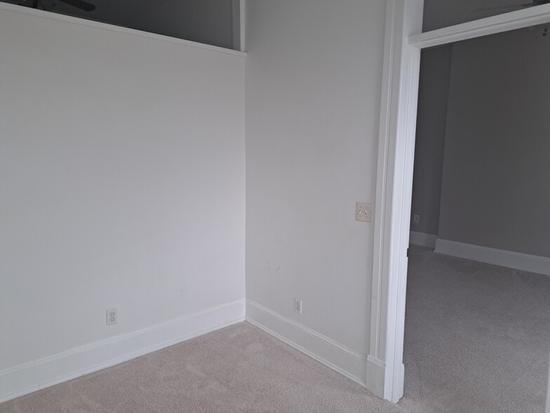 Primary Photo - 1339 14th St NW