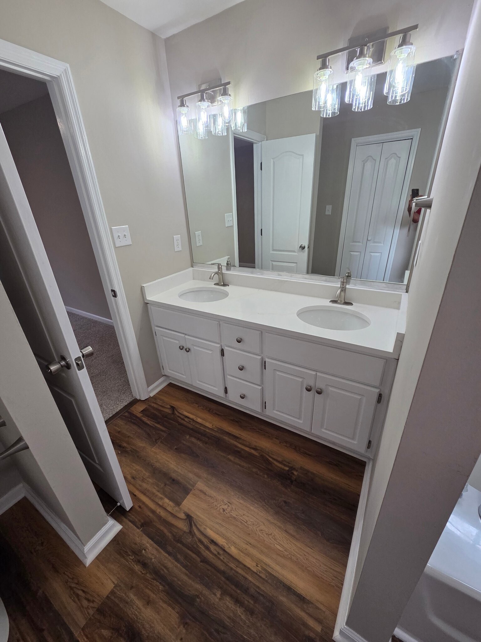 Building Photo - 4909 Orchard Hill Dr
