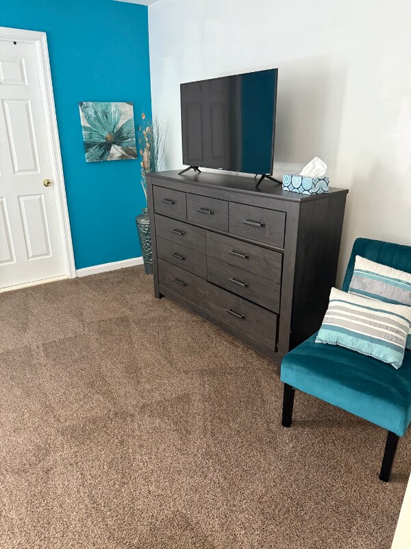 Building Photo - 13 Truth Way