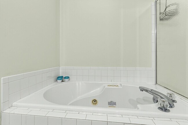 Building Photo - 2420 Dew Meadow Ct
