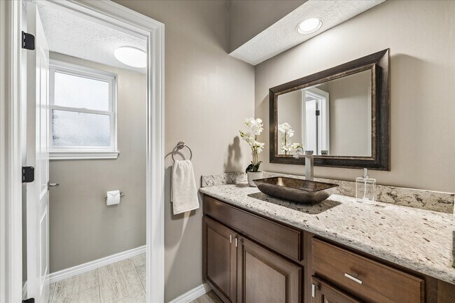 Building Photo - 1030 Crossroads Dr