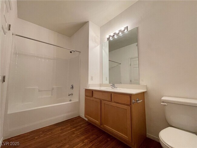 Building Photo - 50 Aura de Blanco St