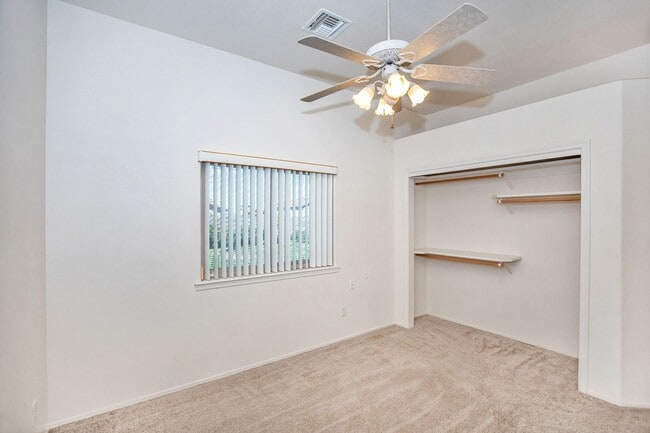 Building Photo - Yuma East Rental Available.