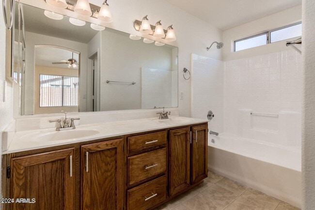 Building Photo - 8564 W Ocotillo Rd
