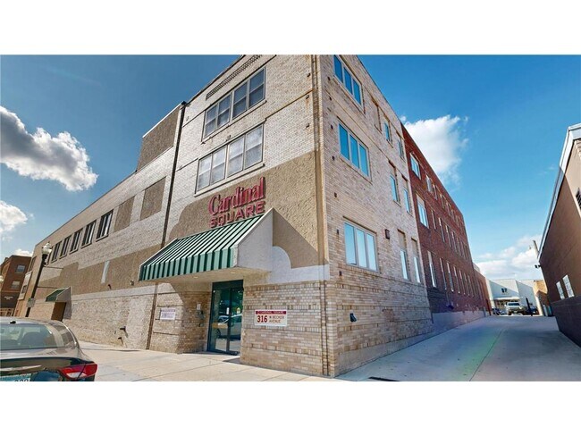 Building Photo - 316 Becker Ave SW
