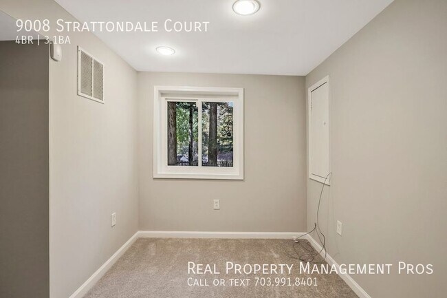 Building Photo - 9008 Strattondale Ct