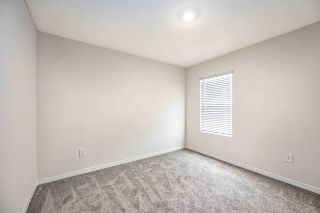 Building Photo - 17308 Reserva Dr
