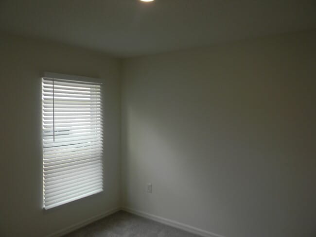 Building Photo - 491 Windswept Ave SW