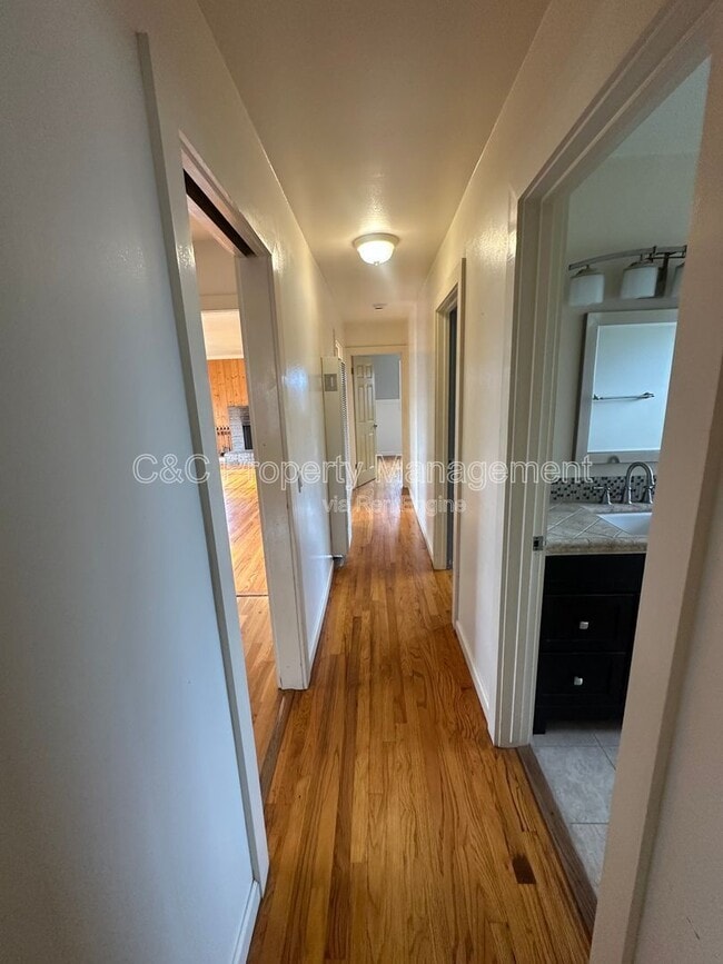 Building Photo - 1865 Andrew Ct