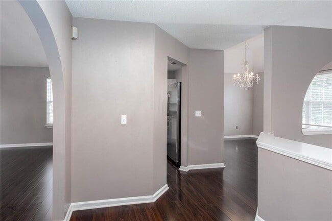 Building Photo - 5414 Sweetsprings Dr SW
