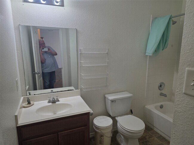 Building Photo - 12062 Bach Orchard Tr