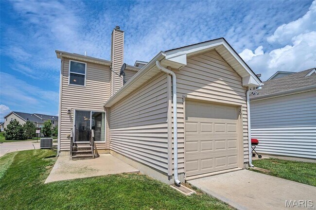 Building Photo - 201 Countryshire Dr