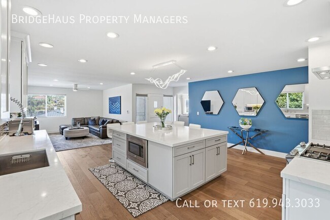 Building Photo - 3266 Goldfinch St