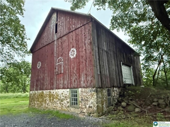 Building Photo - 7201 Suter Rd