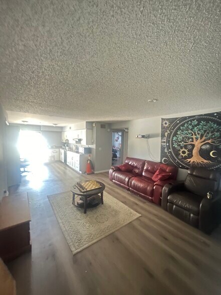 Building Photo - 5326 Whiteway Dr