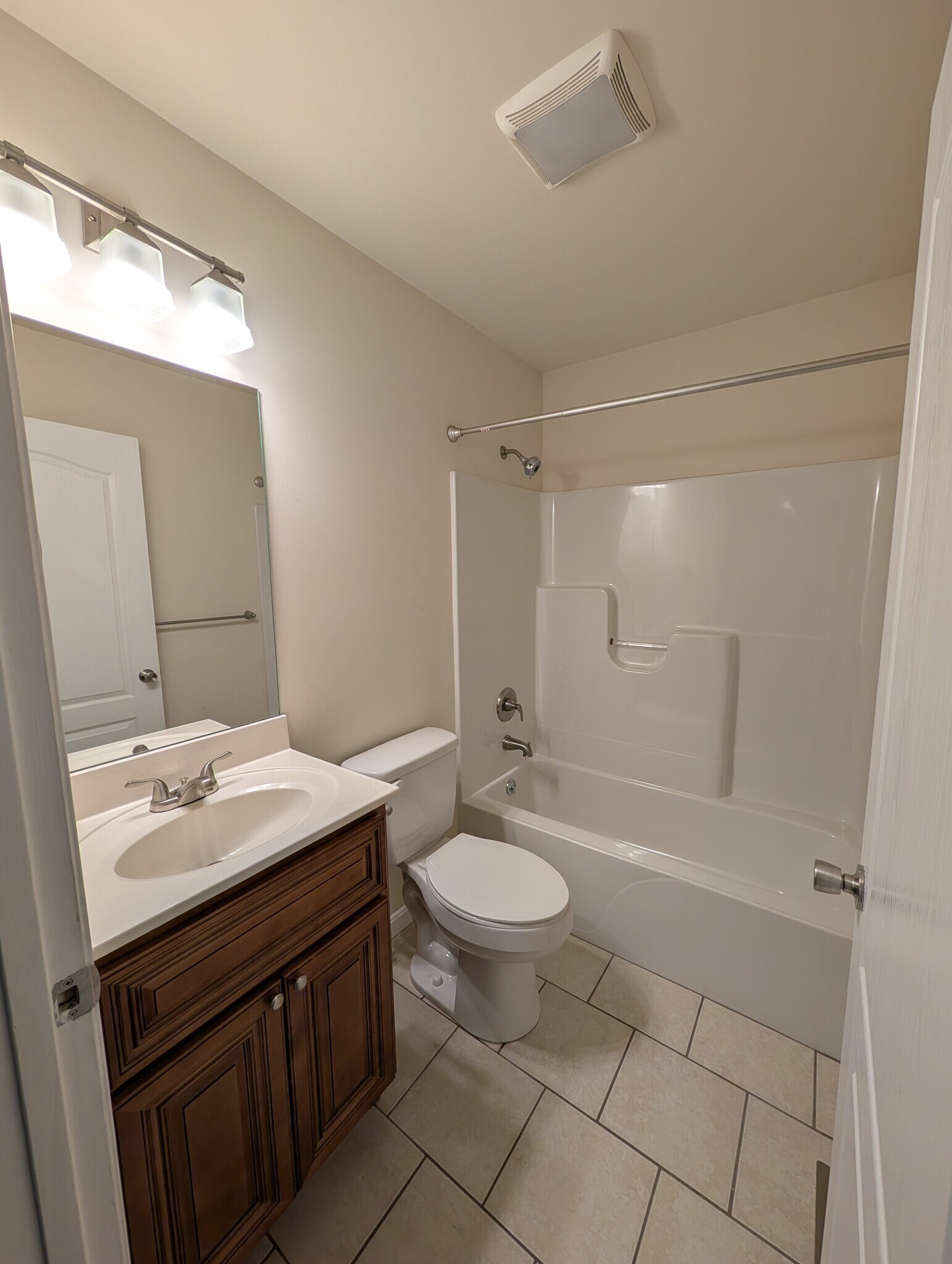 Building Photo - 2769 Monticello Ln