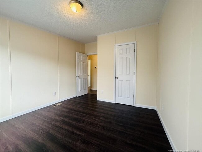 Building Photo - 37 Jefferson Ln