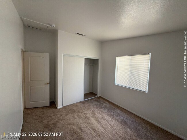 Building Photo - 343 Mulberry Glen Dr