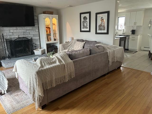 Building Photo - 3 Crestwood Dr