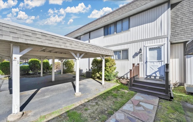 Building Photo - 21 Pebblestone Cir