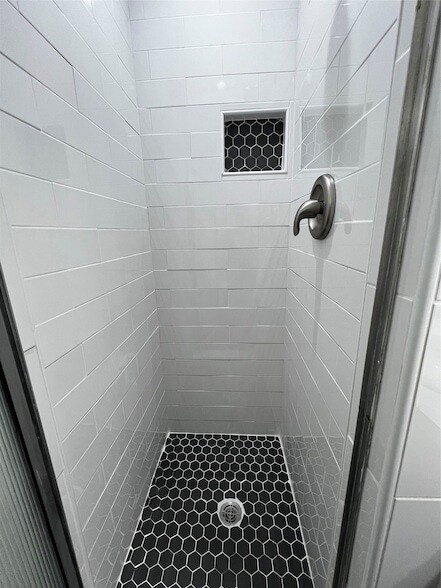 Building Photo - 8300 Doreen Ave