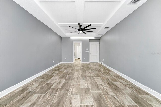 Building Photo - 915 Fountain Coin Loop