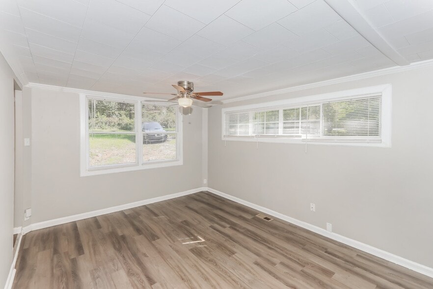 Building Photo - 108 Torres Dr