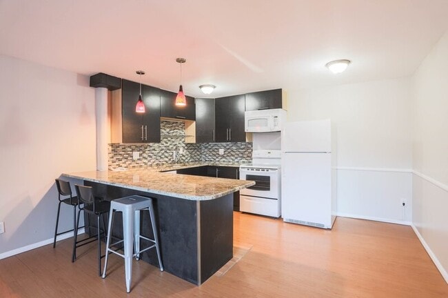 Building Photo - 1243 N Gaylord St