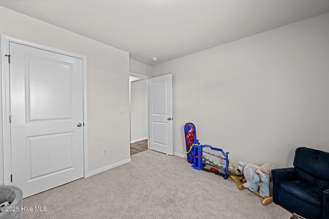 Building Photo - 4017 Madeline Farm Blvd