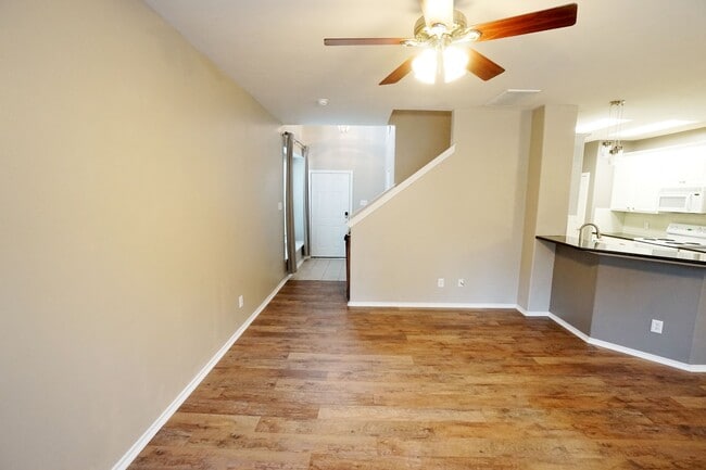 Building Photo - 126 E Stedhill Loop