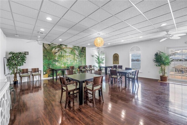 Building Photo - Beautiful 2BR/2BA Waterfront Condo in 55+ Community – Available for Rent!