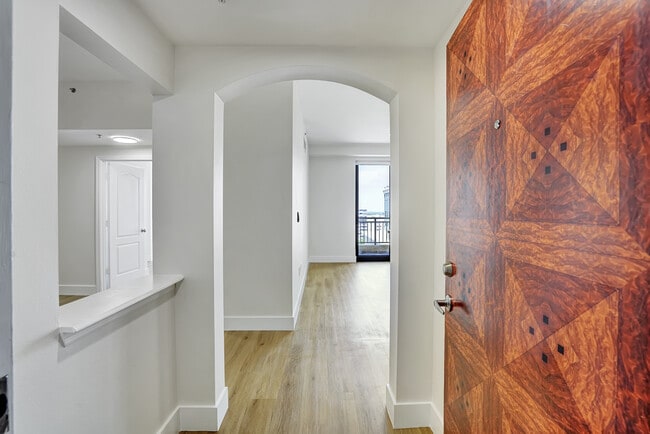 Building Photo - 110 N Federal Hwy