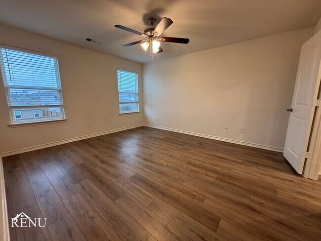 Building Photo - Coming Soon! First Month Free!