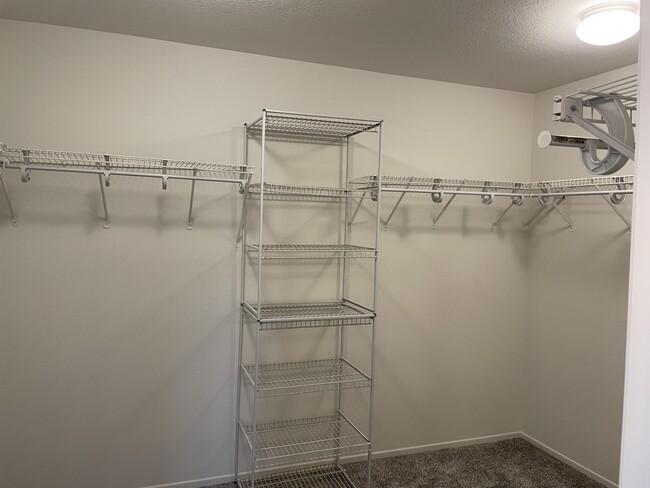 Building Photo - 1167 Innisfree Ct