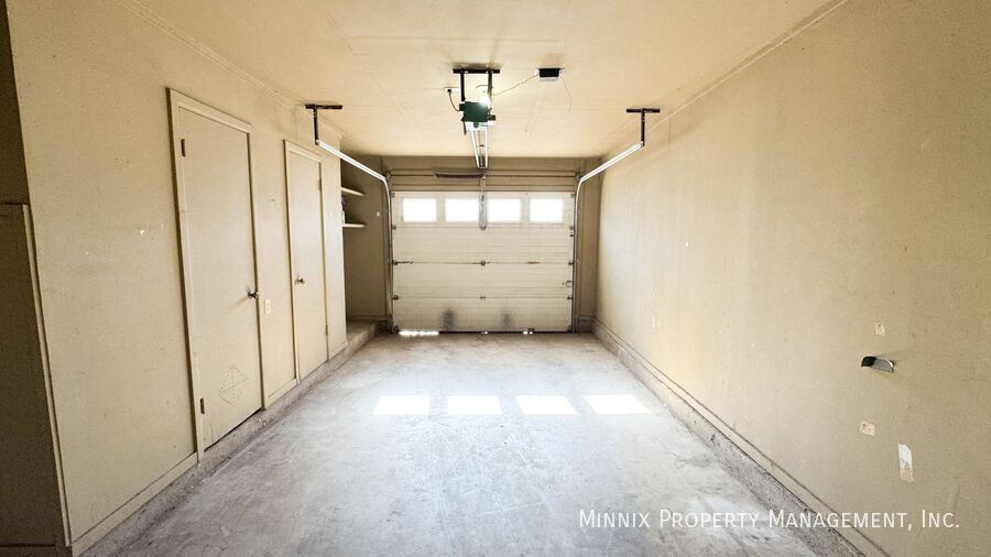 Building Photo - 3034 57th St