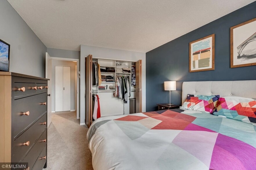 Building Photo - 720 3rd Ave NE