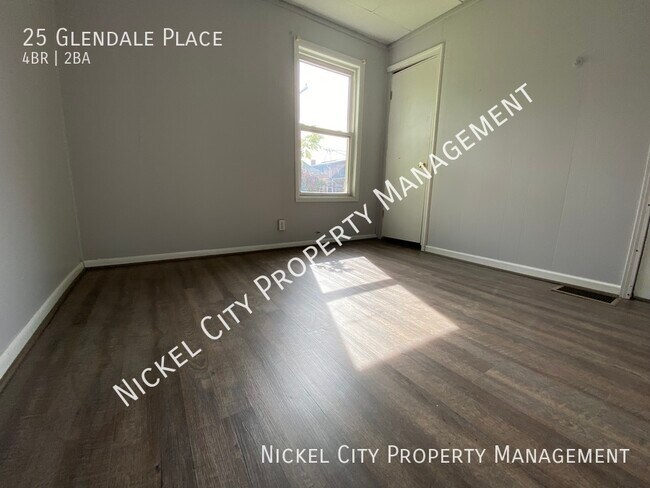 Building Photo - Beautiful 4 bedroom + Office Victorian Sty...