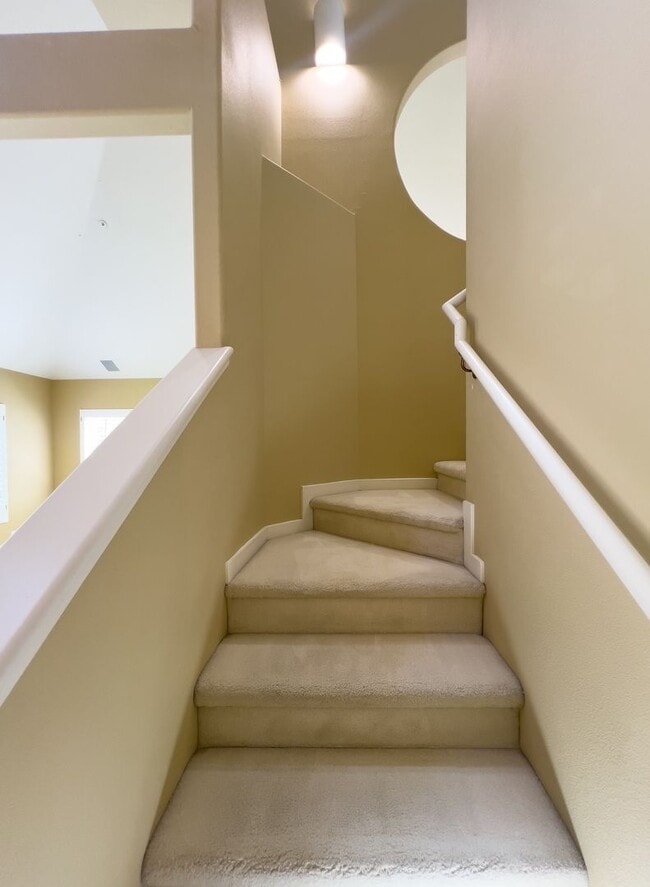 Building Photo - Gorgeous three bedroom North Napa home wit...